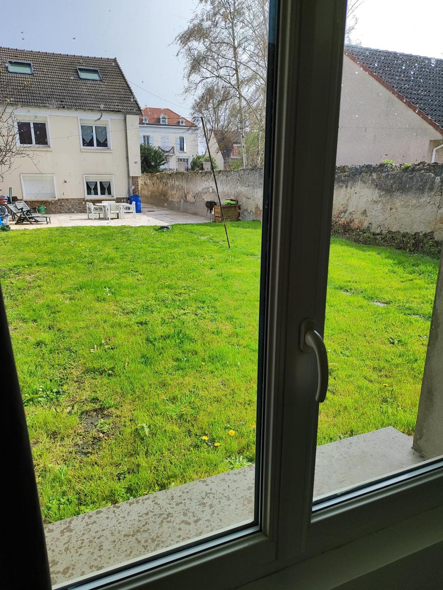 Studio Independant Avec Jardin Au Calme Neuilly-Plaisance Exterior photo